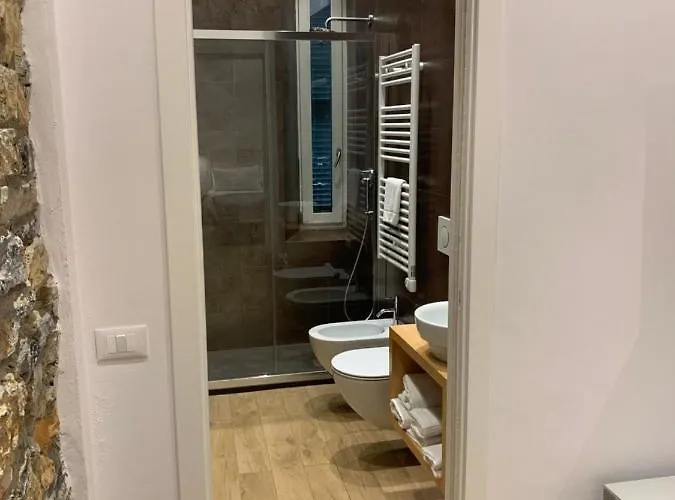 Holidays Xx Settembre 228 3* 라스페치아